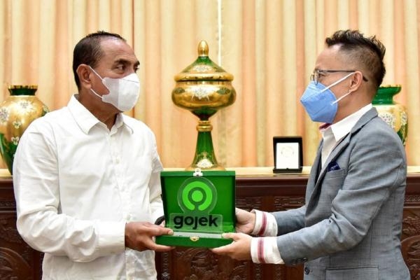 Kembangkan UMKM di Sumut Gubernur Teken Kesepakatan Bersama Gojek